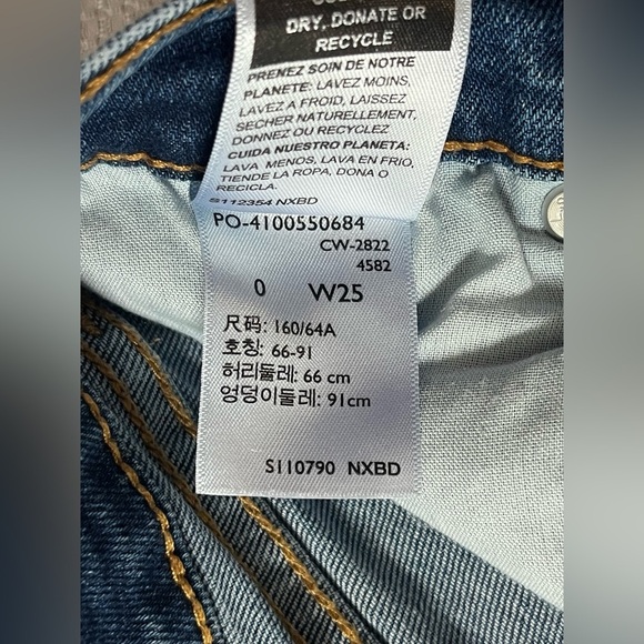 Signature by Levi Strauss Denim Blue Women's Shorts Size 0 Waist 25 - Picture 8 of 14